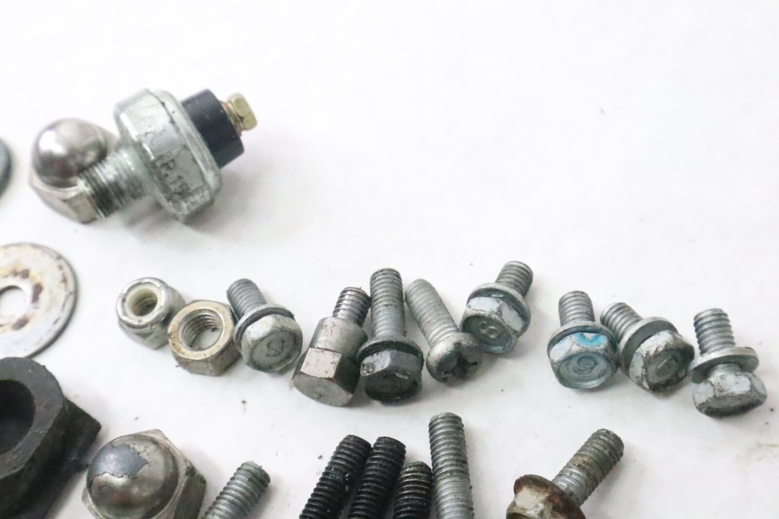Yamaha F40 F50 T50 40 50 HP Mixed Bolt Nut Washer Lot - Image 8