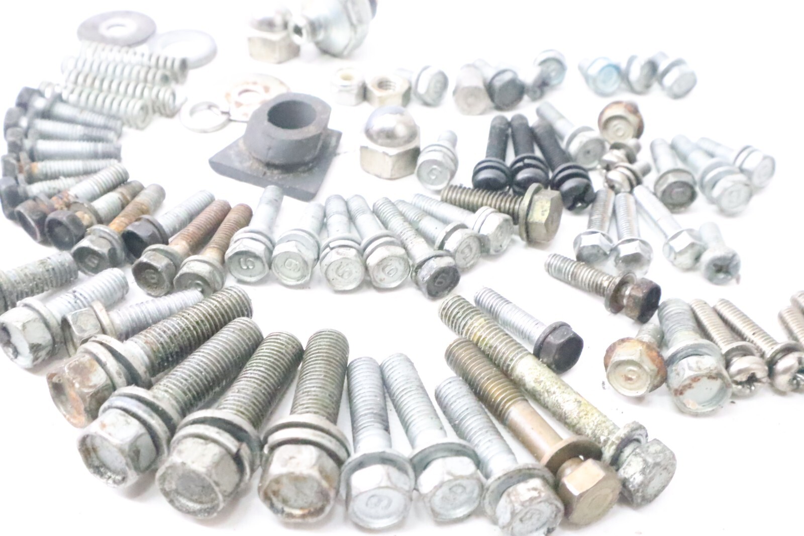 Yamaha F40 F50 T50 40 50 HP Mixed Bolt Nut Washer Lot - Image 9