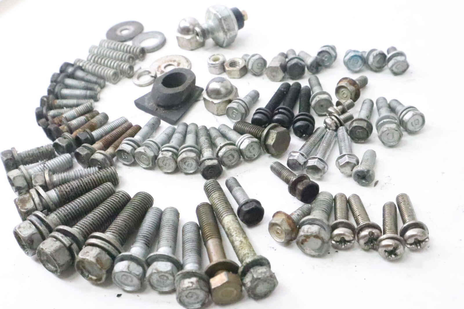 Yamaha F40 F50 T50 40 50 HP Mixed Bolt Nut Washer Lot - Image 10
