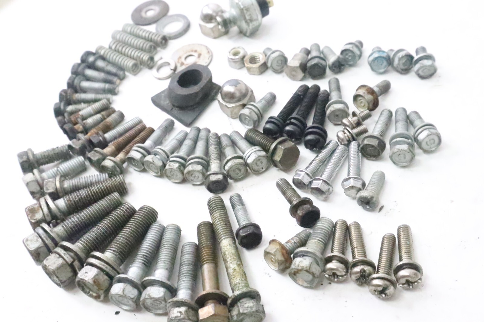 Yamaha F40 F50 T50 40 50 HP Mixed Bolt Nut Washer Lot - Image 11