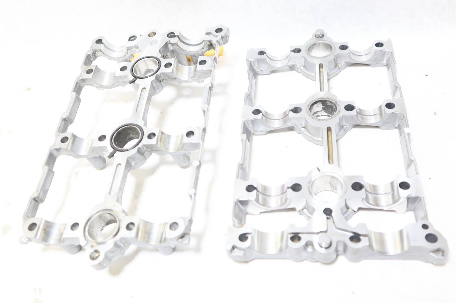 2014-2023 SEADOO SPARK 900 gti 90 CAMSHAFT HOUSING ASSY 420911475 - Image 8