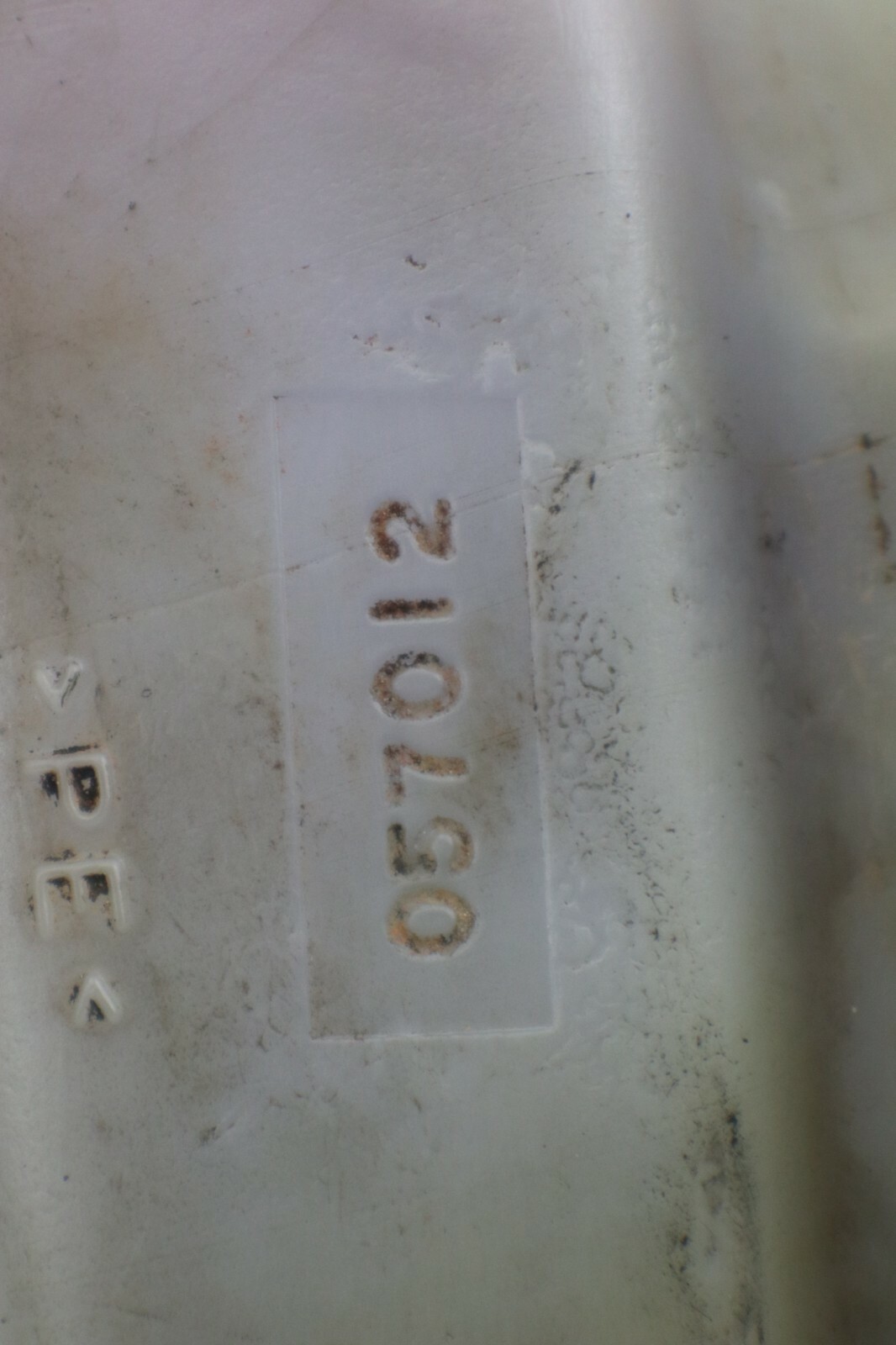 97-03 Kawasaki Jet Ski 1100 Zxi OEM Oil Tank Reservoir 52001-3729 - Image 2