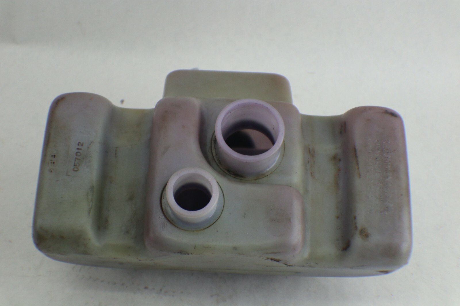 97-03 Kawasaki Jet Ski 1100 Zxi OEM Oil Tank Reservoir 52001-3729 - Image 8