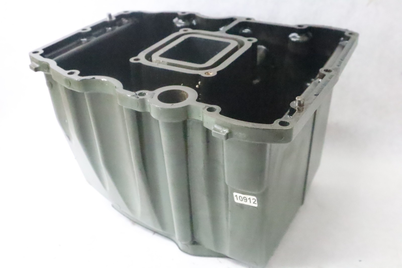Yamaha 80 90 100 115 155 HP Oil Pan Assembly PN 67F-15311-01-5B Fits 1999-2003