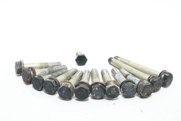 1978-1985Mercury 50 60  70 hp 2 stroke crankcase to cylinder block bolts USED