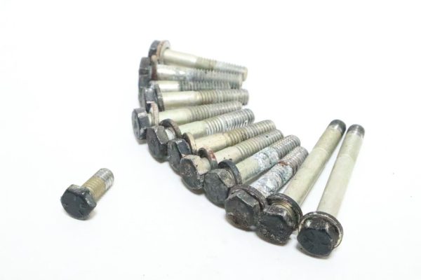 1978-1985Mercury 50 60  70 hp 2 stroke crankcase to cylinder block bolts USED - Image 8