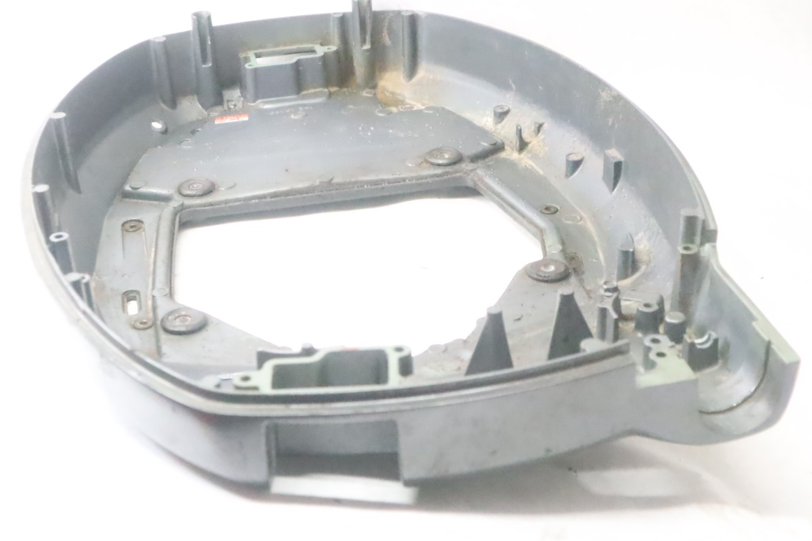 2003-2011 Yamaha 115 HP 4 Stroke Outboard Bottom Cowling Pan 68V-42710-01-8D OEM - Image 5