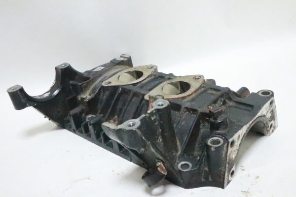8362A4 6595A3 Mercury Mariner 1977-1990 Front Half Cylinder Block 50 60 70 HP  USED - Image 5