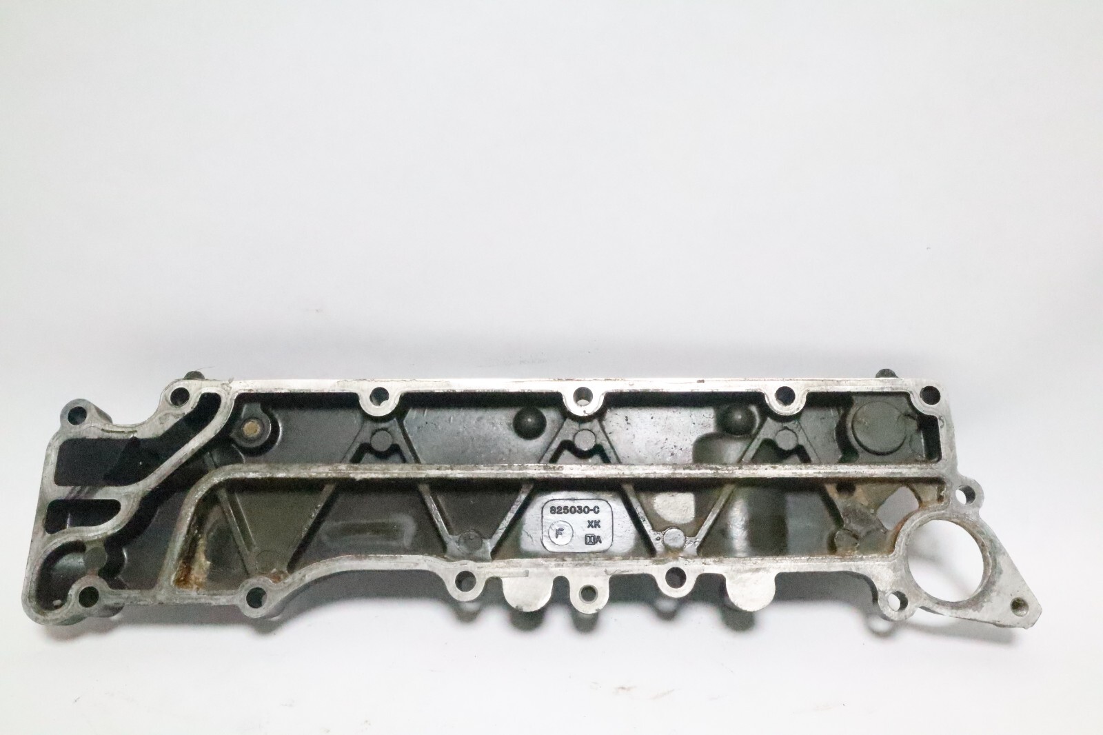 Mercury Yamaha 40 45 50 60 HP (4 STROKE) Mercury 825030A 1 COVER ASSY, Exhaust - Image 9