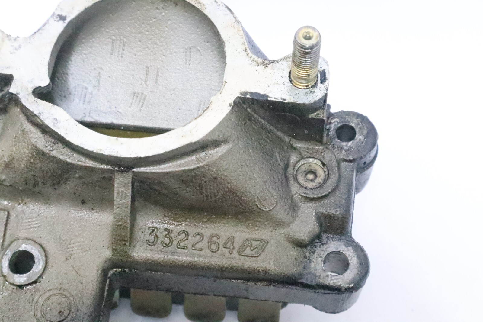 Johnson Evenrude OMC 200 225HP Reed Plate intake manifold 332243-3 Upper - Image 6