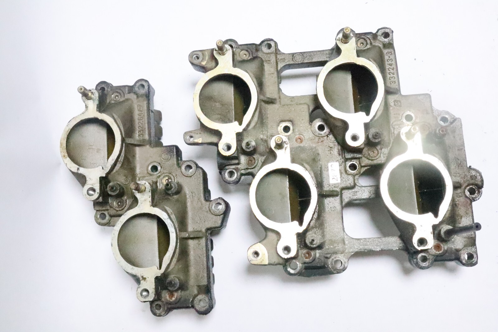 Johnson Evenrude OMC 200 225HP Reed Plate intake manifold 332243-3 Upper - Image 7
