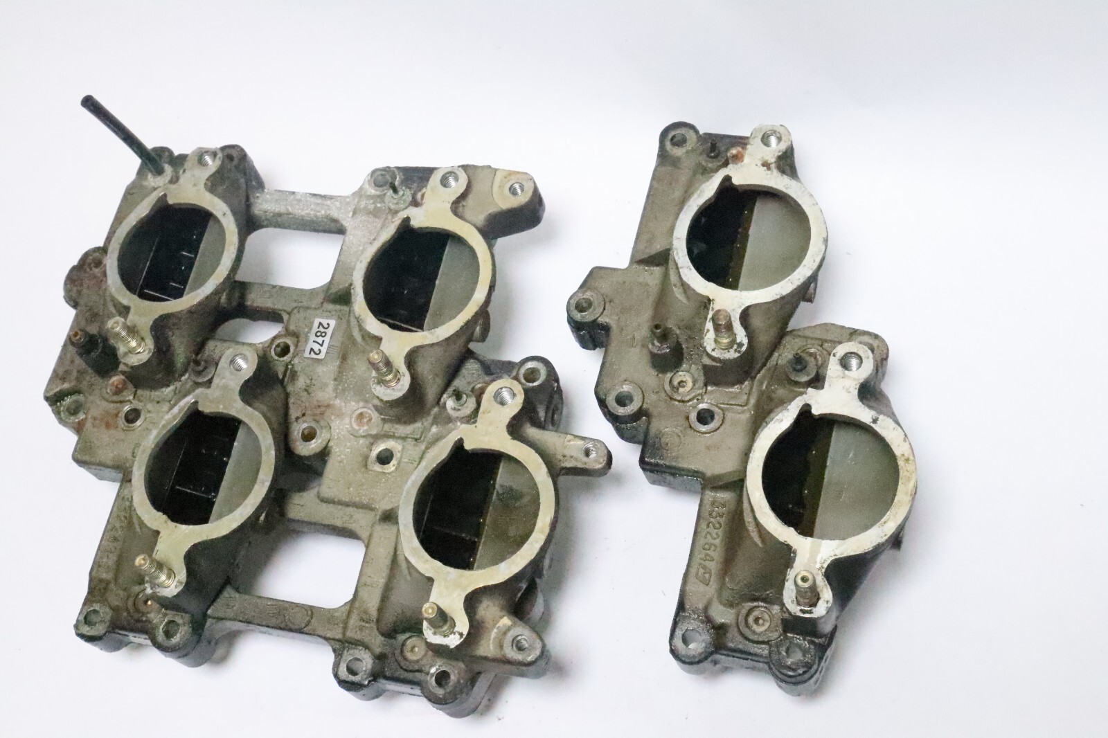 Johnson Evenrude OMC 200 225HP Reed Plate intake manifold 332243-3 Upper - Image 11