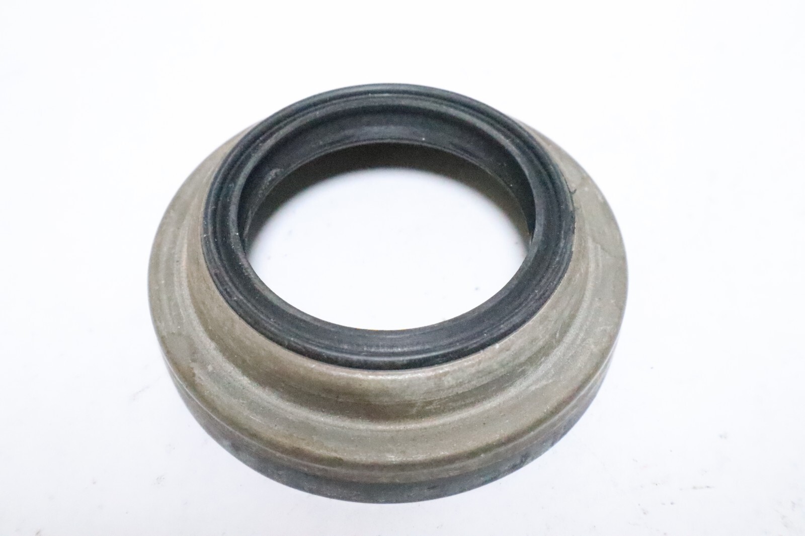 federal mogul oil seal 18881