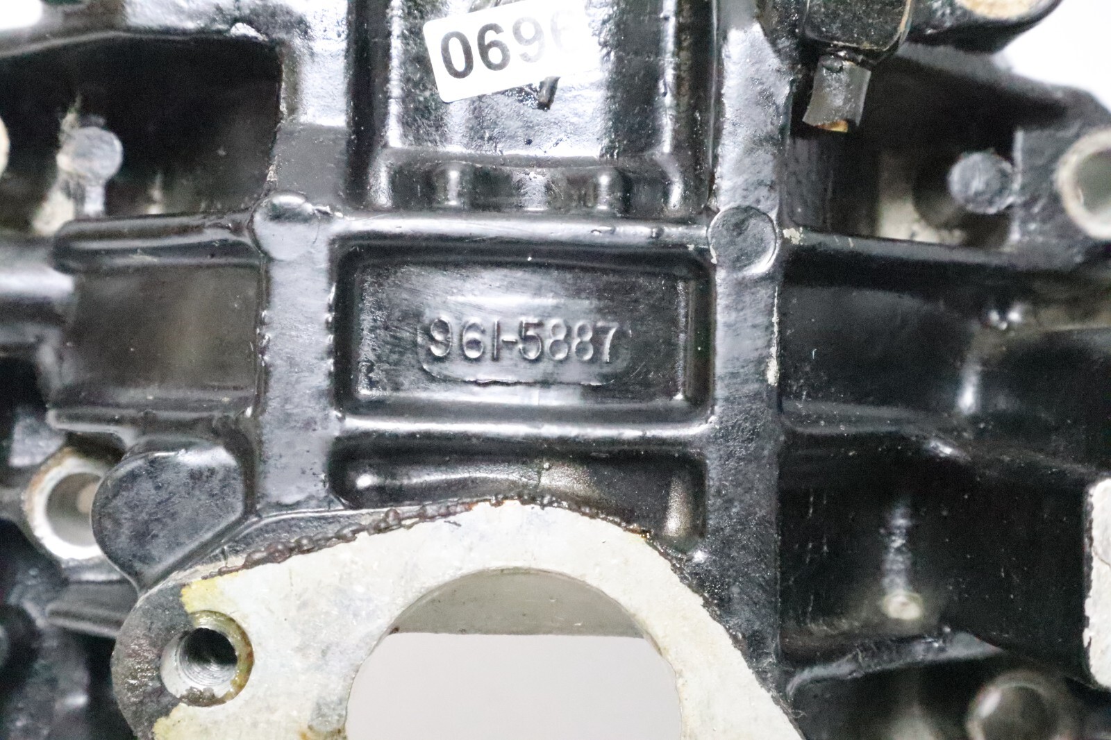 8362A4 6595A3 8362A11 Mercury 1977-1990 Front Half Cylinder Block 50 60 70 HP - Image 8