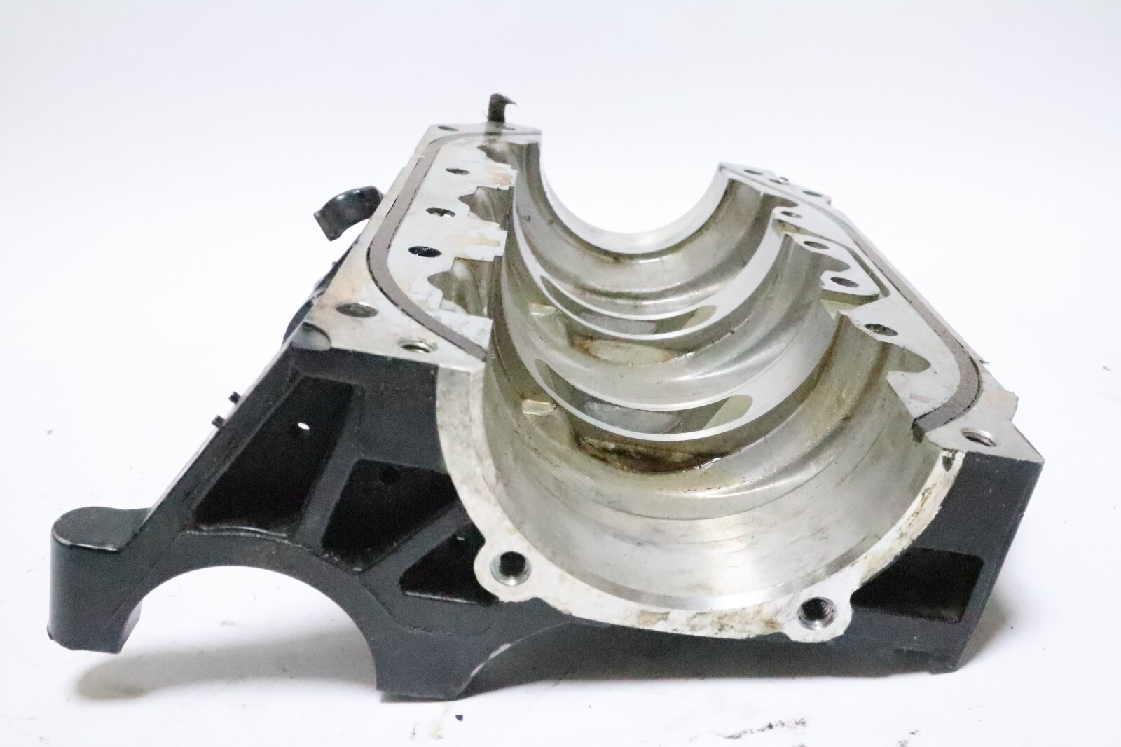 8362A4 6595A3 8362A11 Mercury 1977-1990 Front Half Cylinder Block 50 60 70 HP - Image 13