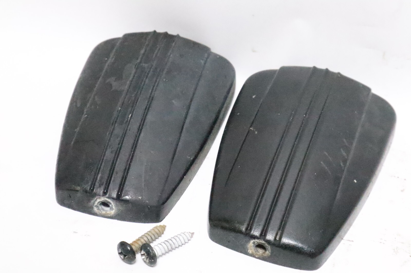 Mercury 30-115 hp lower exhaust cover pair 35474 - Image 3