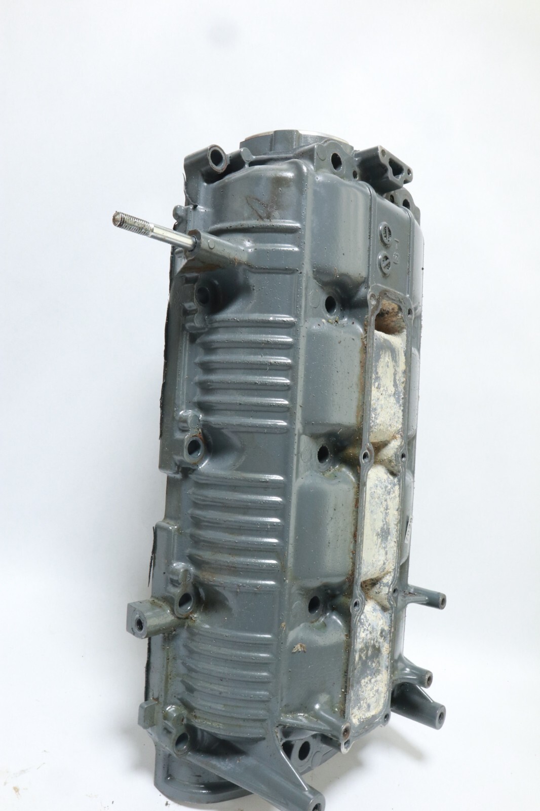 Suzuki Outboard 140 hp REAR CRANKCASE CRANK CASE 11300-92J00 - Image 10