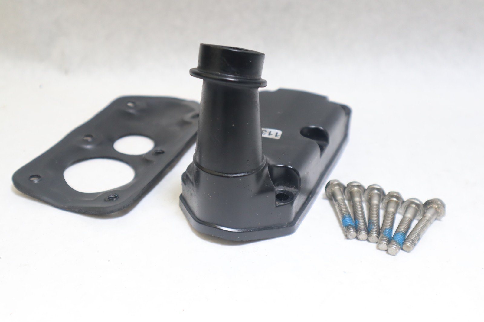 Evinrude ETEC 75 90 hp 2 stroke outboard muffler (351231) - Image 4