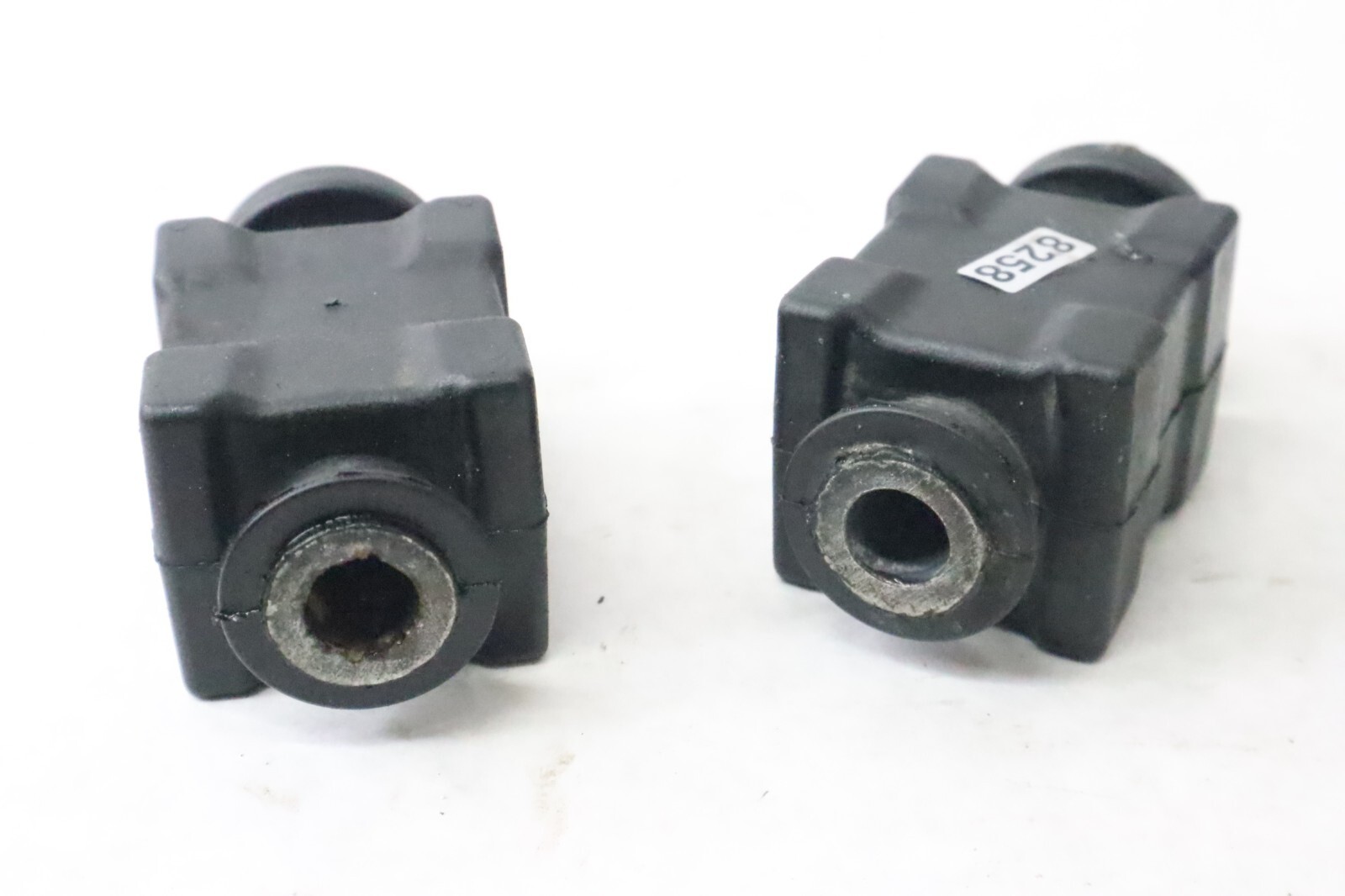 HONDA OEM LOWER RUBBER MOUNTS # 50155-ZV5-000 - Image 7