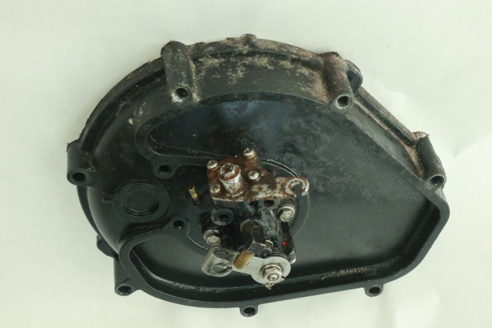01 Polaris Octane virage 2002 Flywheel Cover oil pump 5630990-01 - Image 3