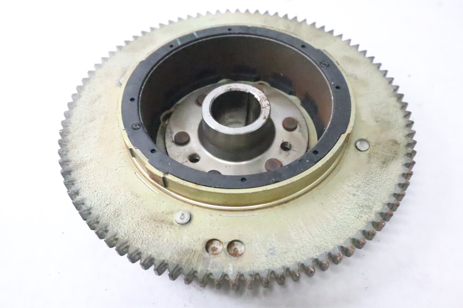 2000 Yamaha 40 50 HP Flywheel Rotor Assembly 62Y-85550-01-00 - Image 5