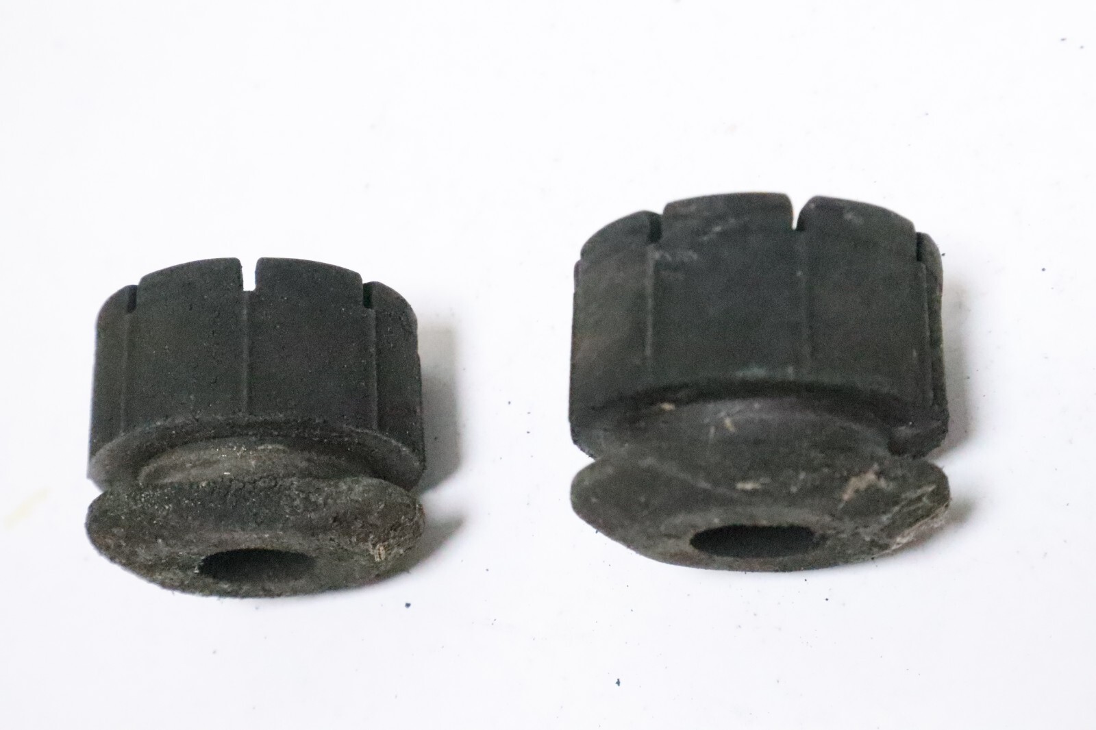 2004 2020 HONDA FOREMAN TRX 420 500 TRX500SEAT BUSHING CUSHION 77206-GF0-000 - Image 11