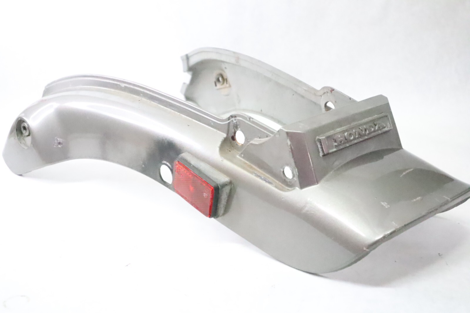 1983 83 Honda CX650C CX650 CX 650 Rear Fender 837A3-ME8-000ZB - Image 16