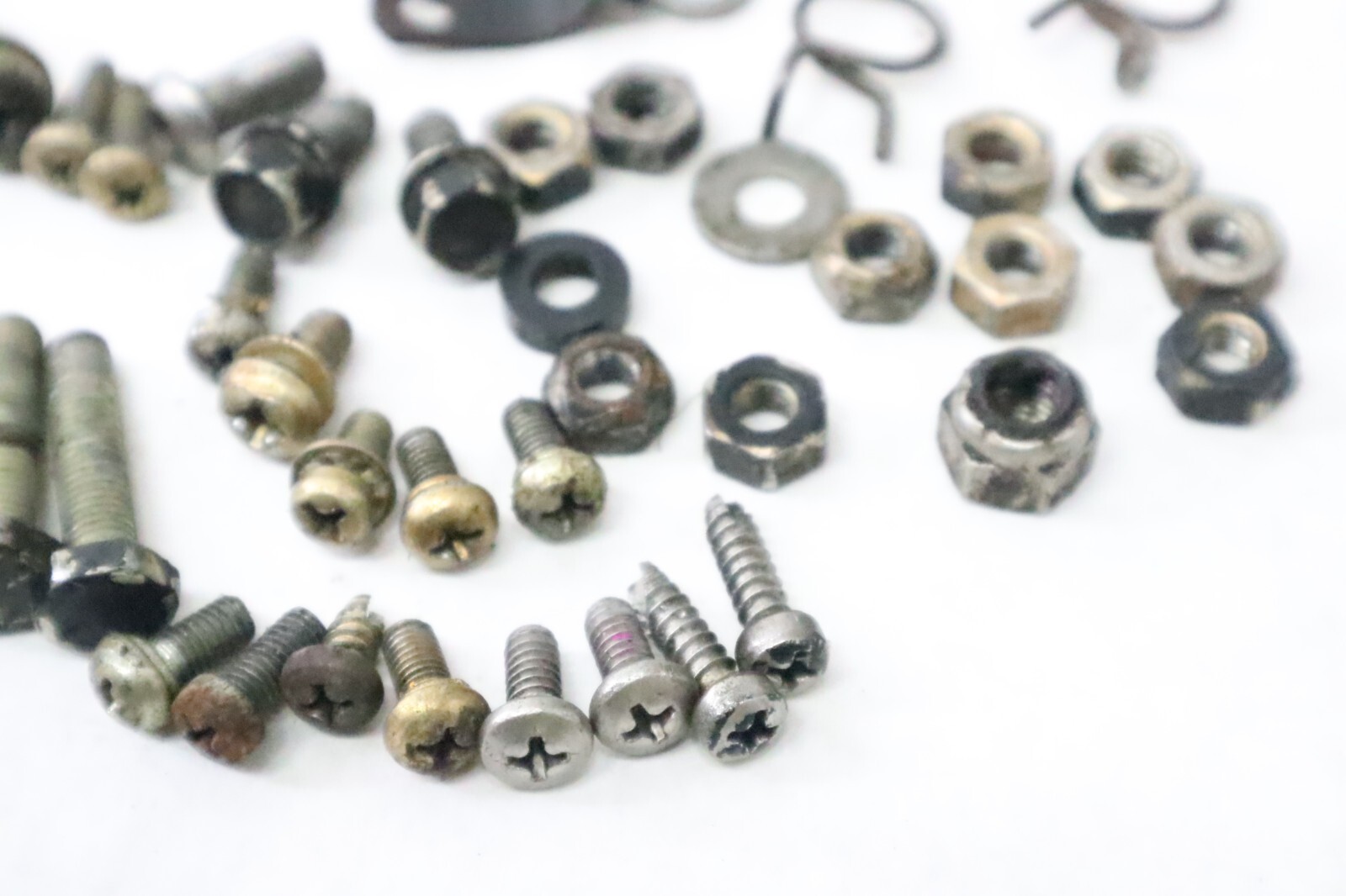 mercury 110 thunderbolt 9.8hp 7.5hp mixed screws hardware mount caps - Image 11