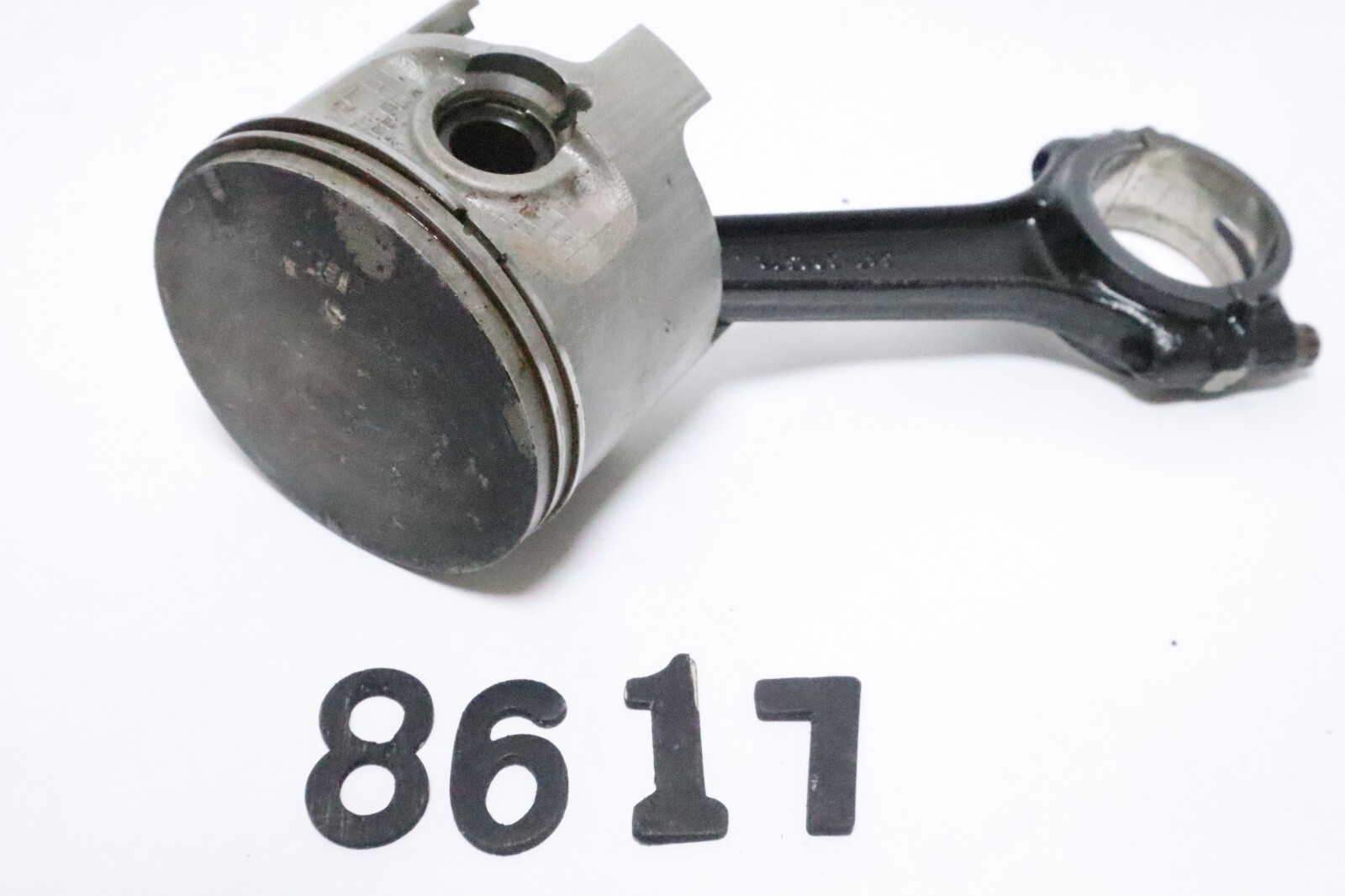 Mercury Mariner 225XL 225HP Outboard STBD Piston & Rod 822067A7 Standard - Image 2