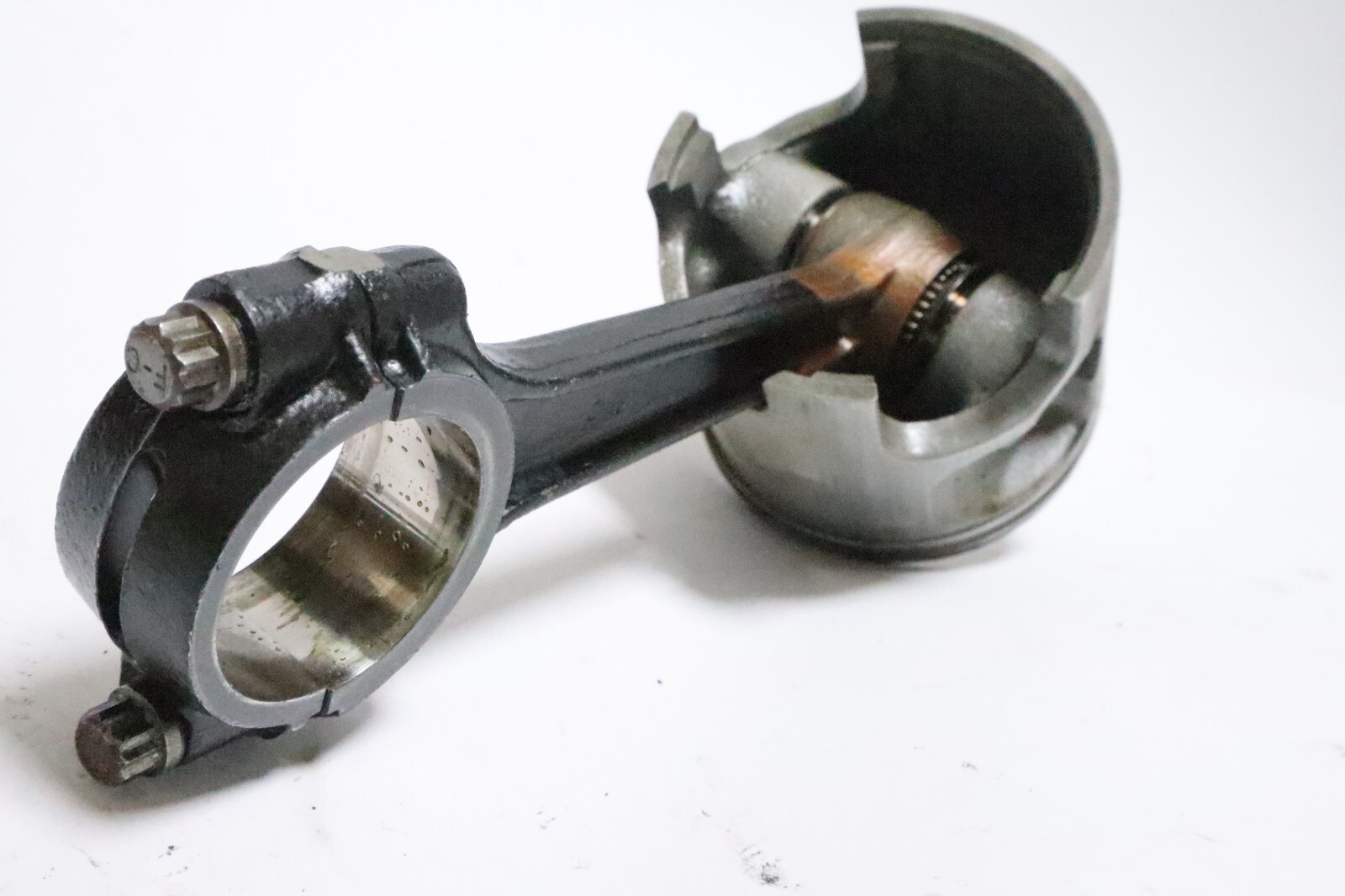 Mercury Mariner 225XL 225HP Outboard STBD Piston & Rod 822067A7 Standard - Image 8