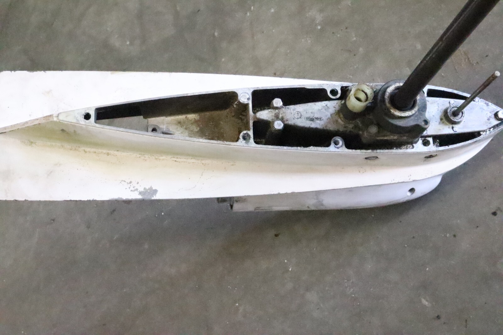 Chrysler Force 1982-1988 20" Lower Unit 85 90 100 + HP MONTH WARRANTY - Image 9