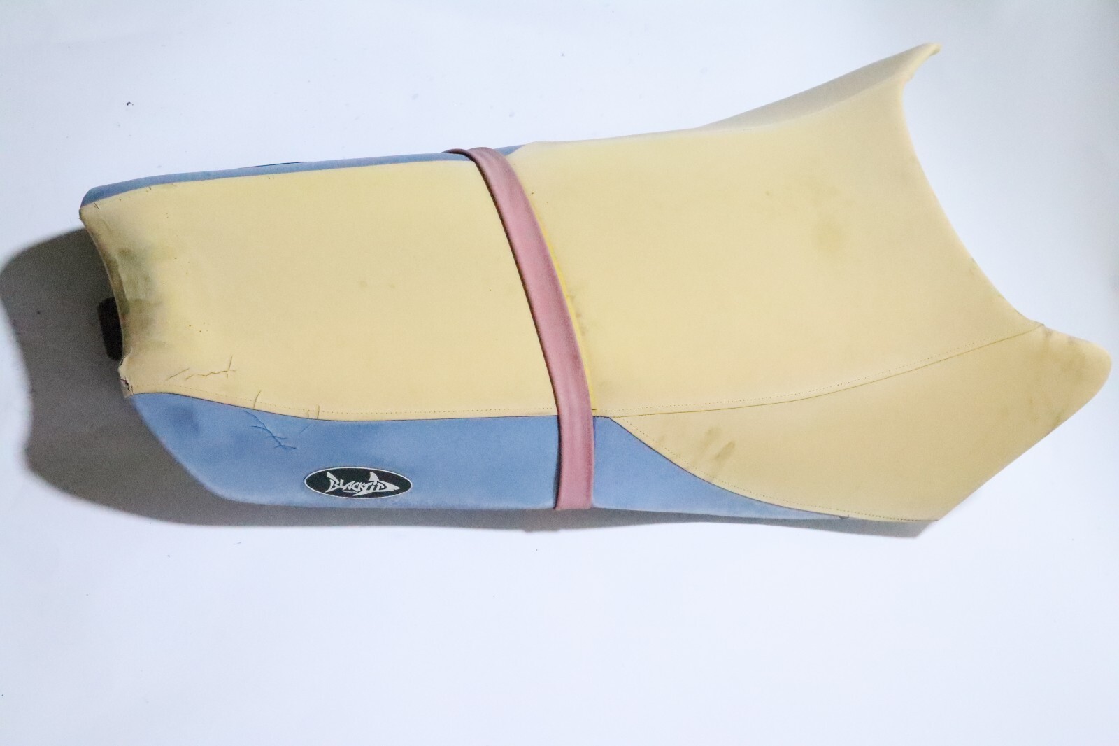 94 YAMAHA WAVE RAIDER 700 SEAT GH1-6371A-00-00 - Image 4