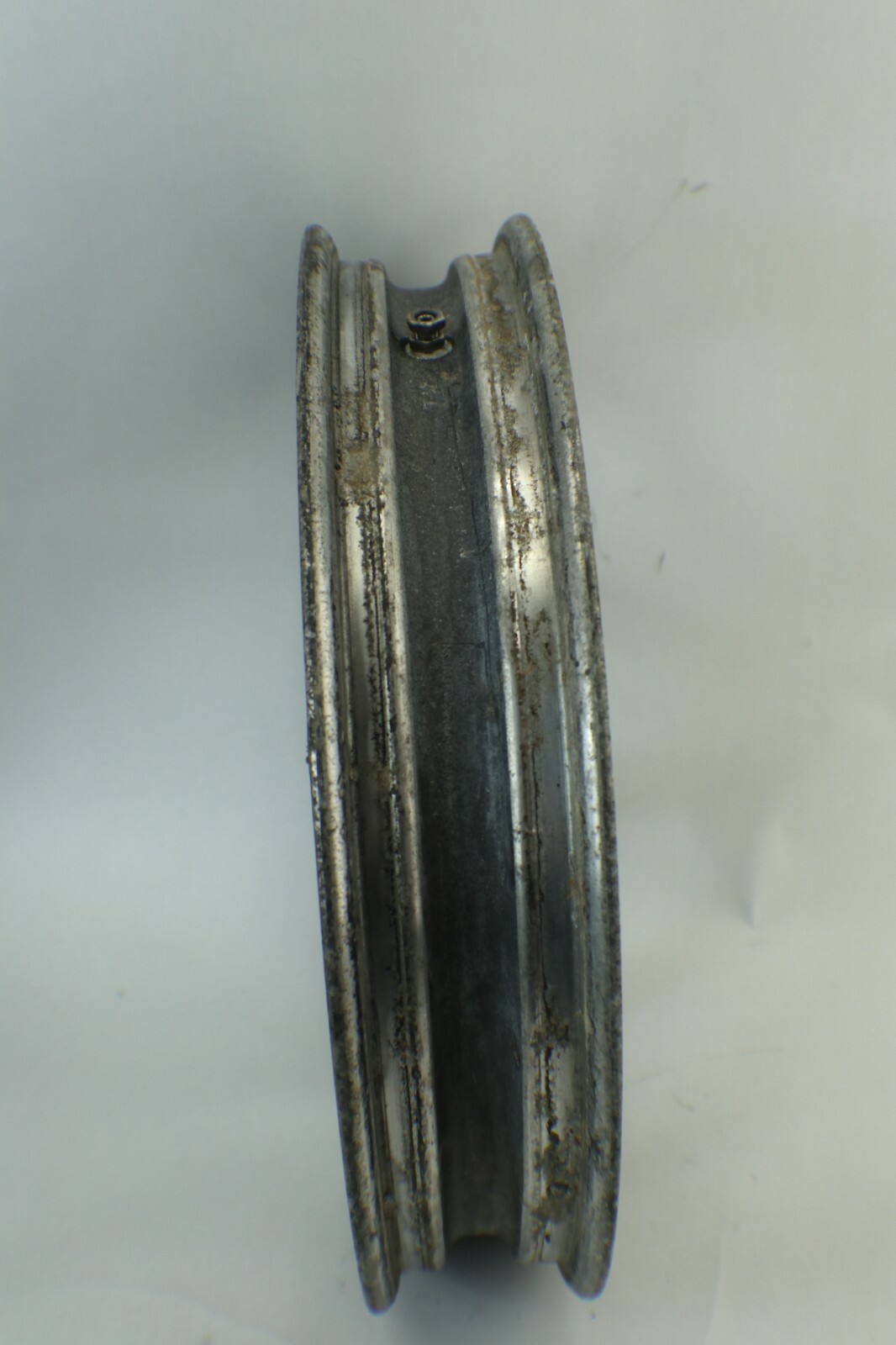 1986 86 ASPENCADE HONDA GOLDWING 1200 GL1200SEI FRONT WHEEL RIM - Image 3
