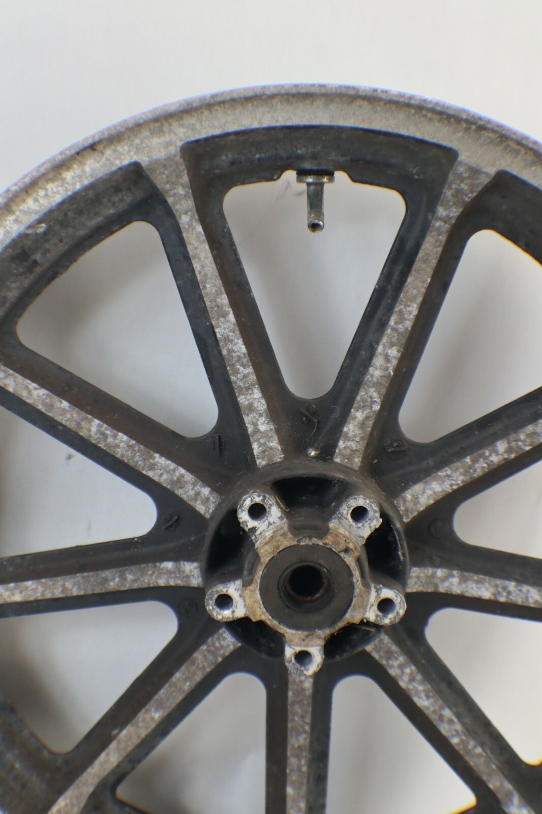 1986 86 ASPENCADE HONDA GOLDWING 1200 GL1200SEI FRONT WHEEL RIM - Image 8