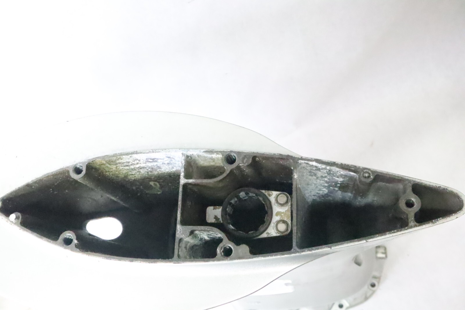 EXTENSION CASE 20" 07-UP HONDA 40-50 HP OUTBOARD 40201-ZZ5-010ZA ) - Image 12