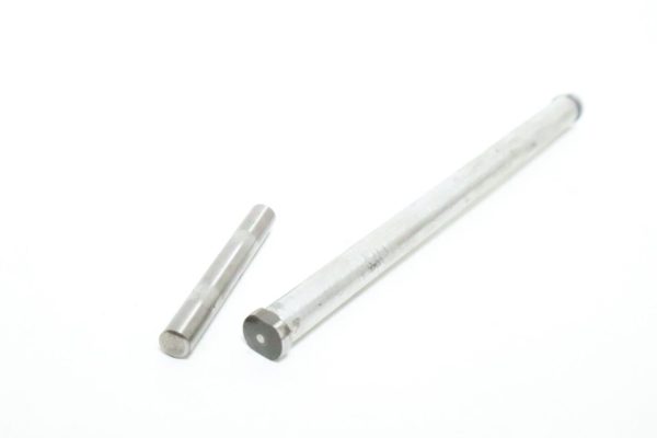 2006 Hyosung   GV650  AQUILA Avitar CLUTCH PUSH RODS ROD PUSHER USED