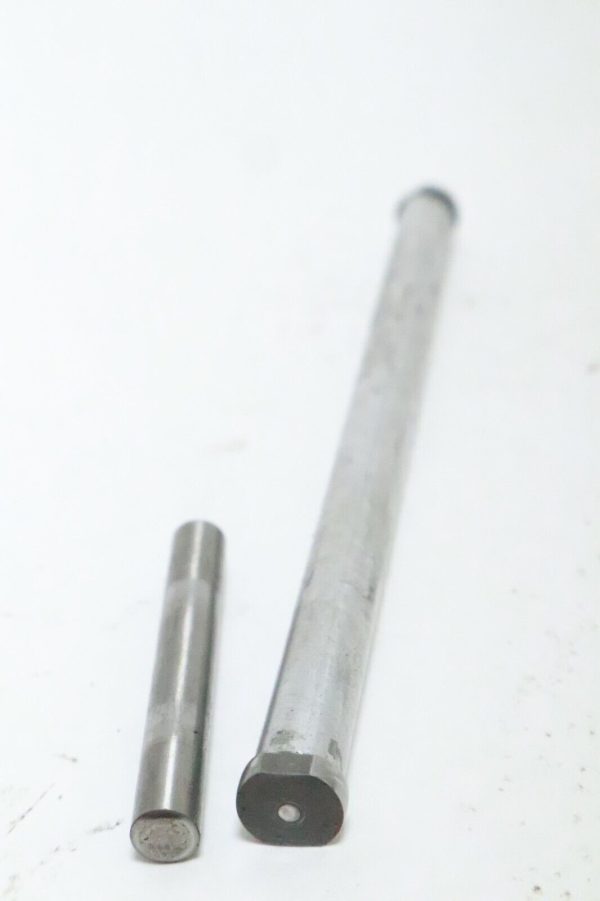 2006 Hyosung   GV650  AQUILA Avitar CLUTCH PUSH RODS ROD PUSHER USED - Image 5