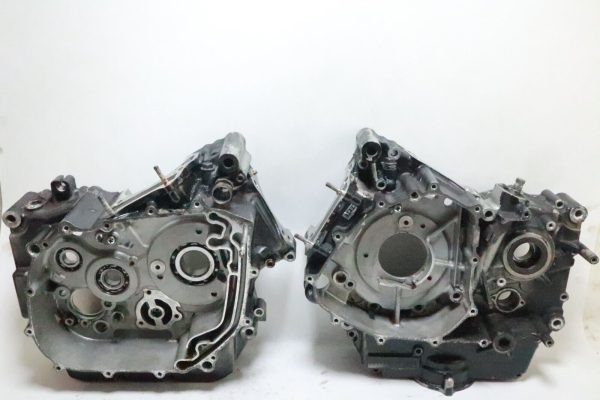 Hyosung GV650 Aquila Avitar 650 Left Right Engine Motor Crankcases  USED