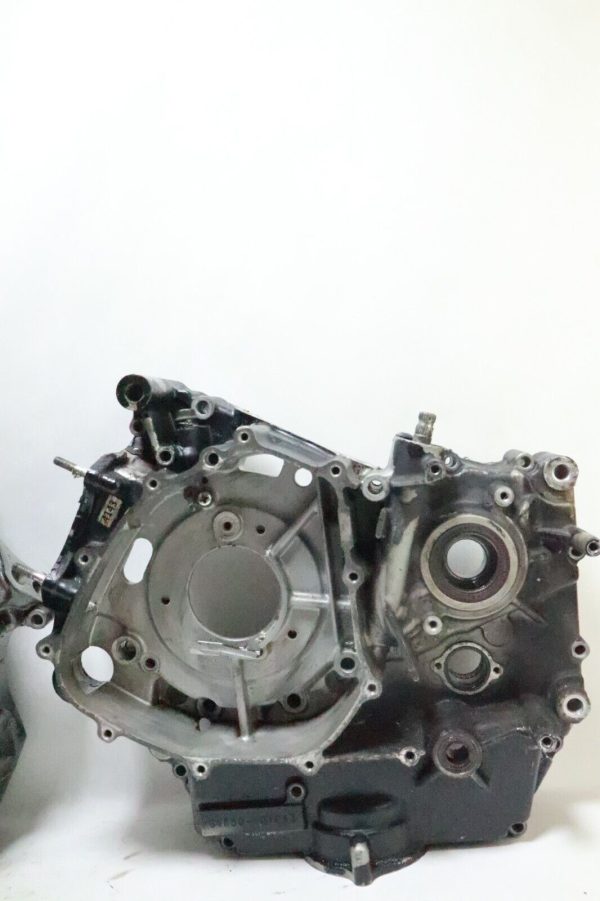 Hyosung GV650 Aquila Avitar 650 Left Right Engine Motor Crankcases  USED - Image 3