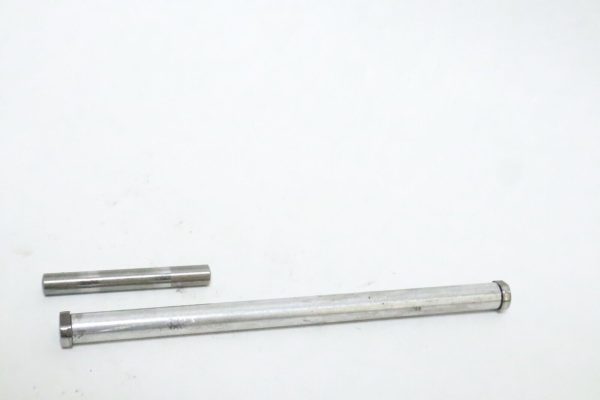 2006 Hyosung   GV650  AQUILA Avitar CLUTCH PUSH RODS ROD PUSHER USED - Image 9