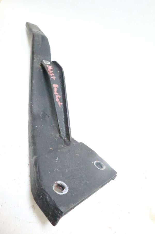 05-07 2006  Hyosung Aquila 650 GV650 Exhaust Pipe Mount Bracket  USED - Image 6