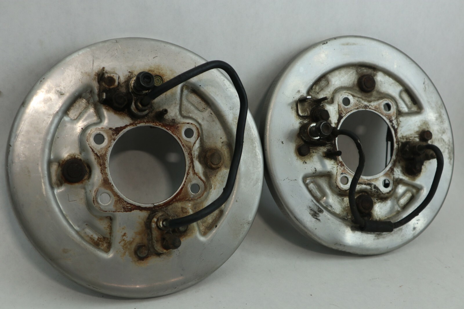 88-95 Honda Fourtrax 30 350 Foreman 4x4 Left Front Drum Brake Backing Plate - Image 5