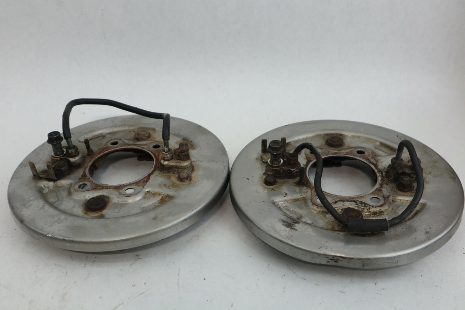 88-95 Honda Fourtrax 30 350 Foreman 4x4 Left Front Drum Brake Backing Plate - Image 7