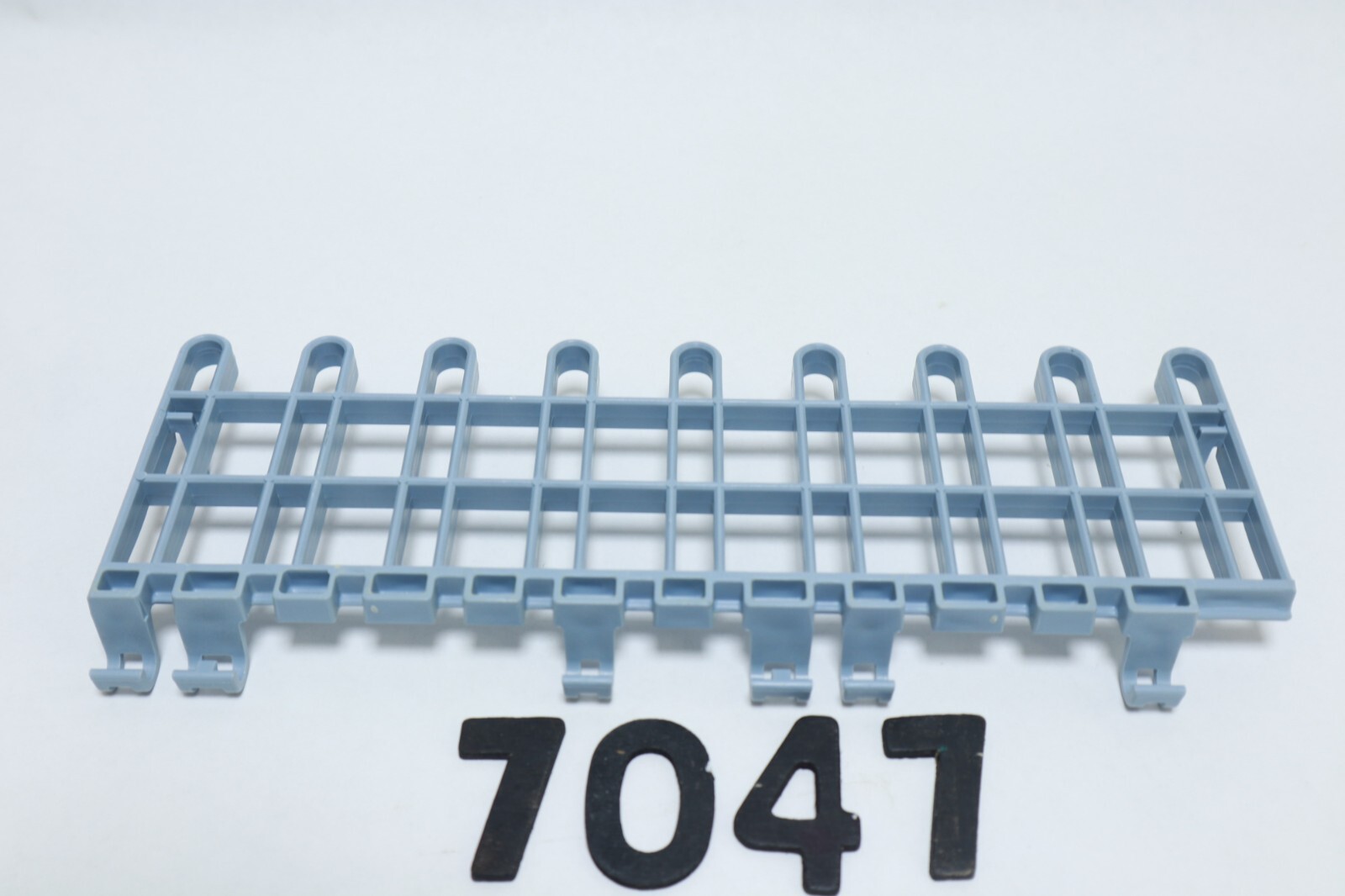 Maytag Quiet Series 300 Dishwasher Part Upper Rack Cup Shelf Set 99002671 - Image 2