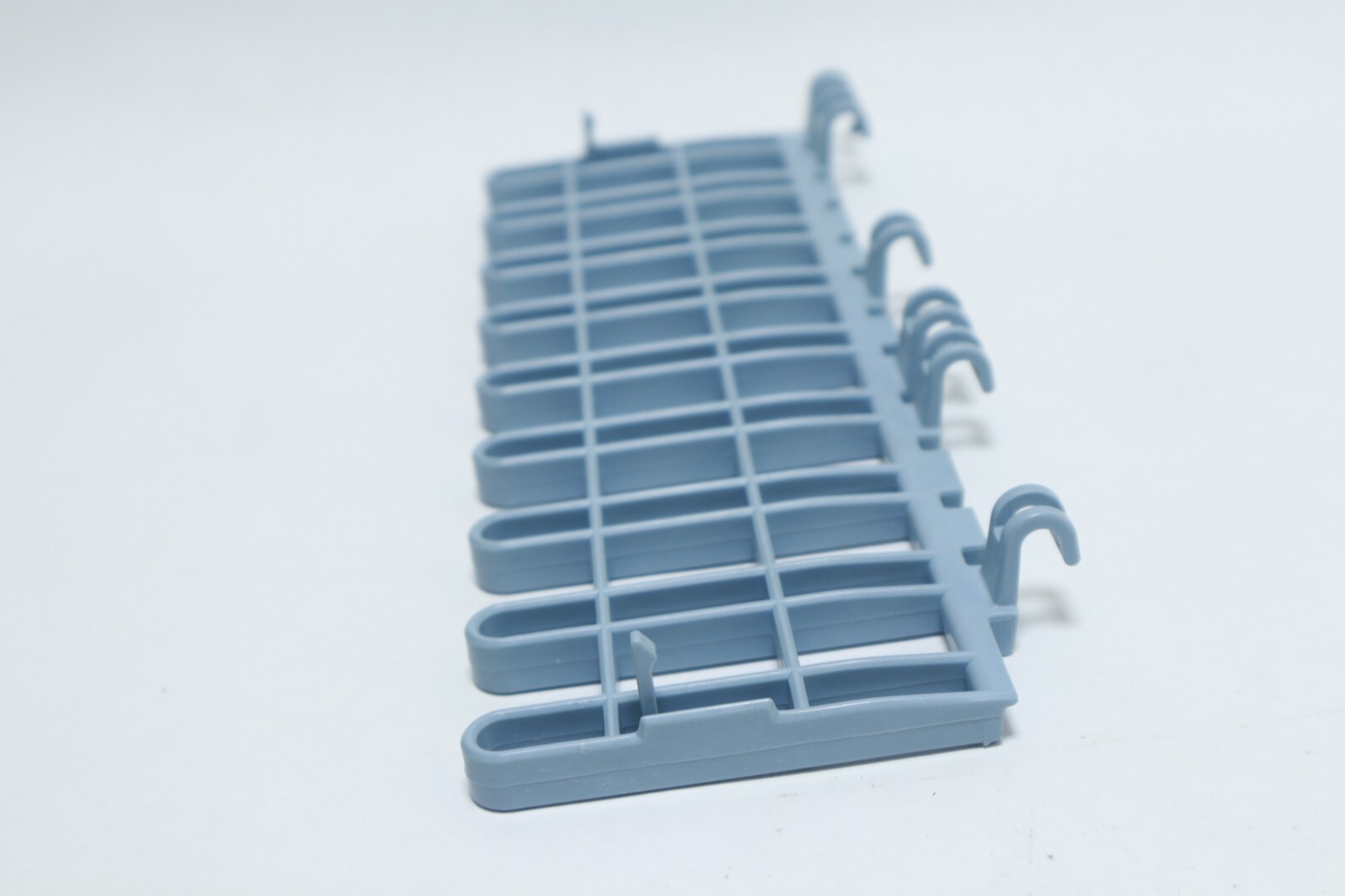 Maytag Quiet Series 300 Dishwasher Part Upper Rack Cup Shelf Set 99002671 - Image 11