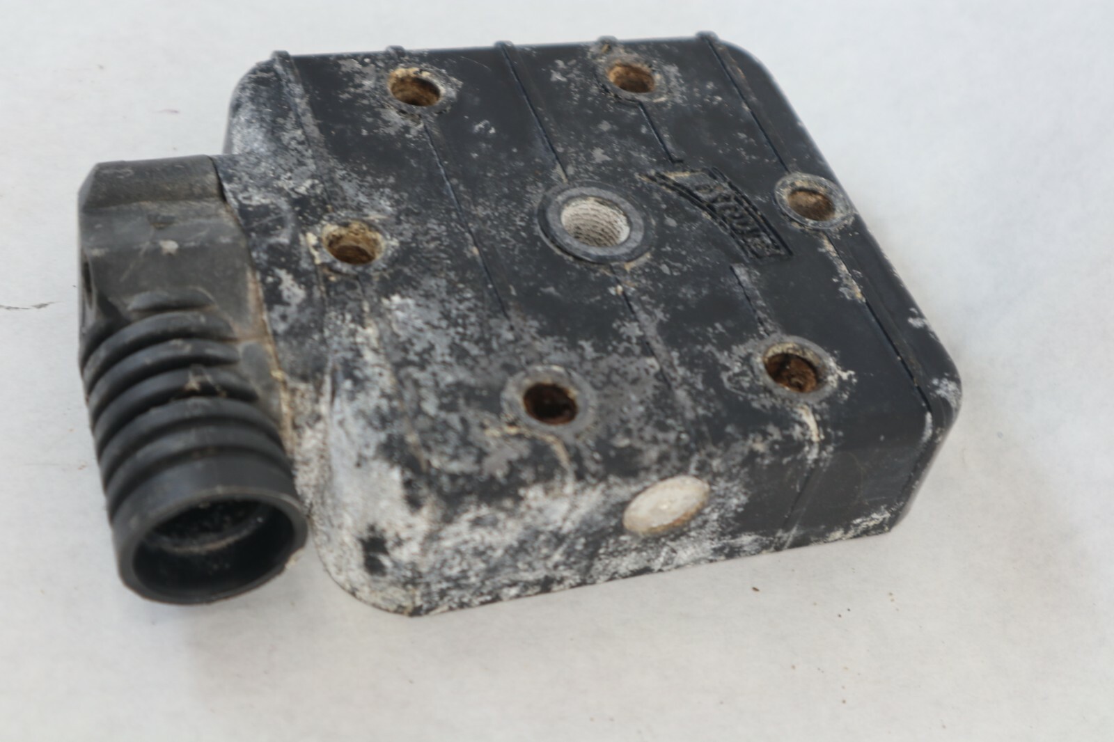 1994 mastercraft wetjet duo 200 cylinder head - Image 3