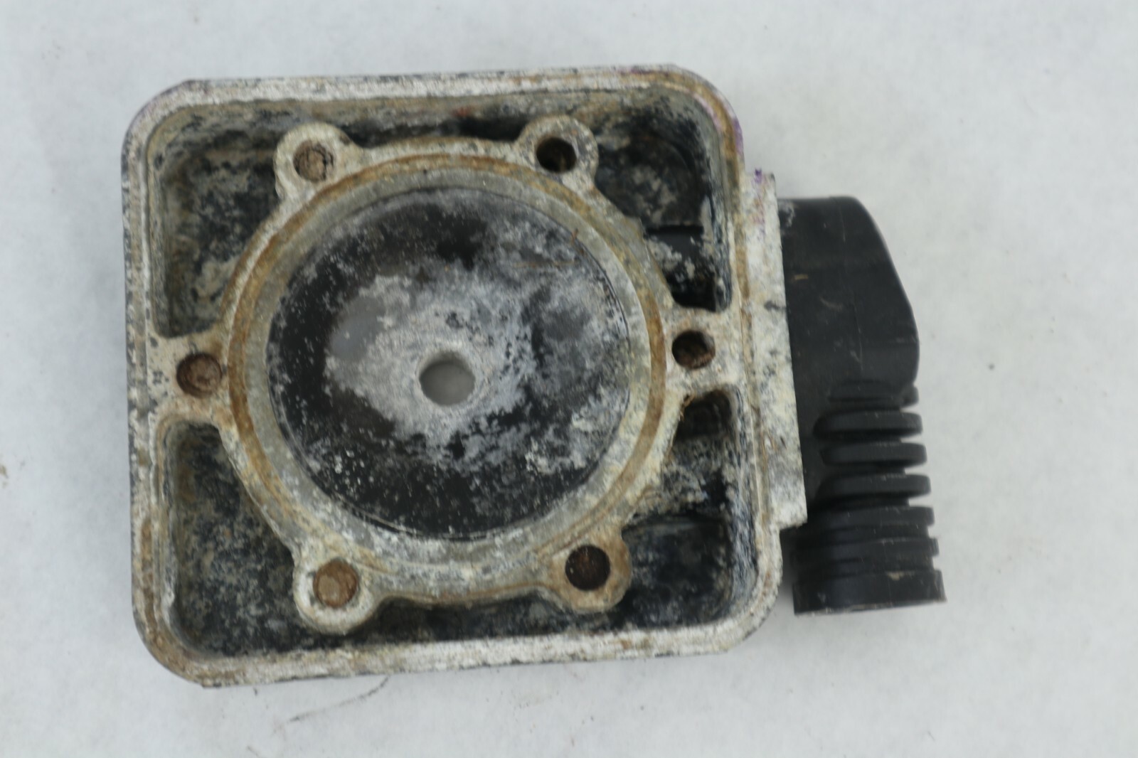1994 mastercraft wetjet duo 200 cylinder head - Image 7