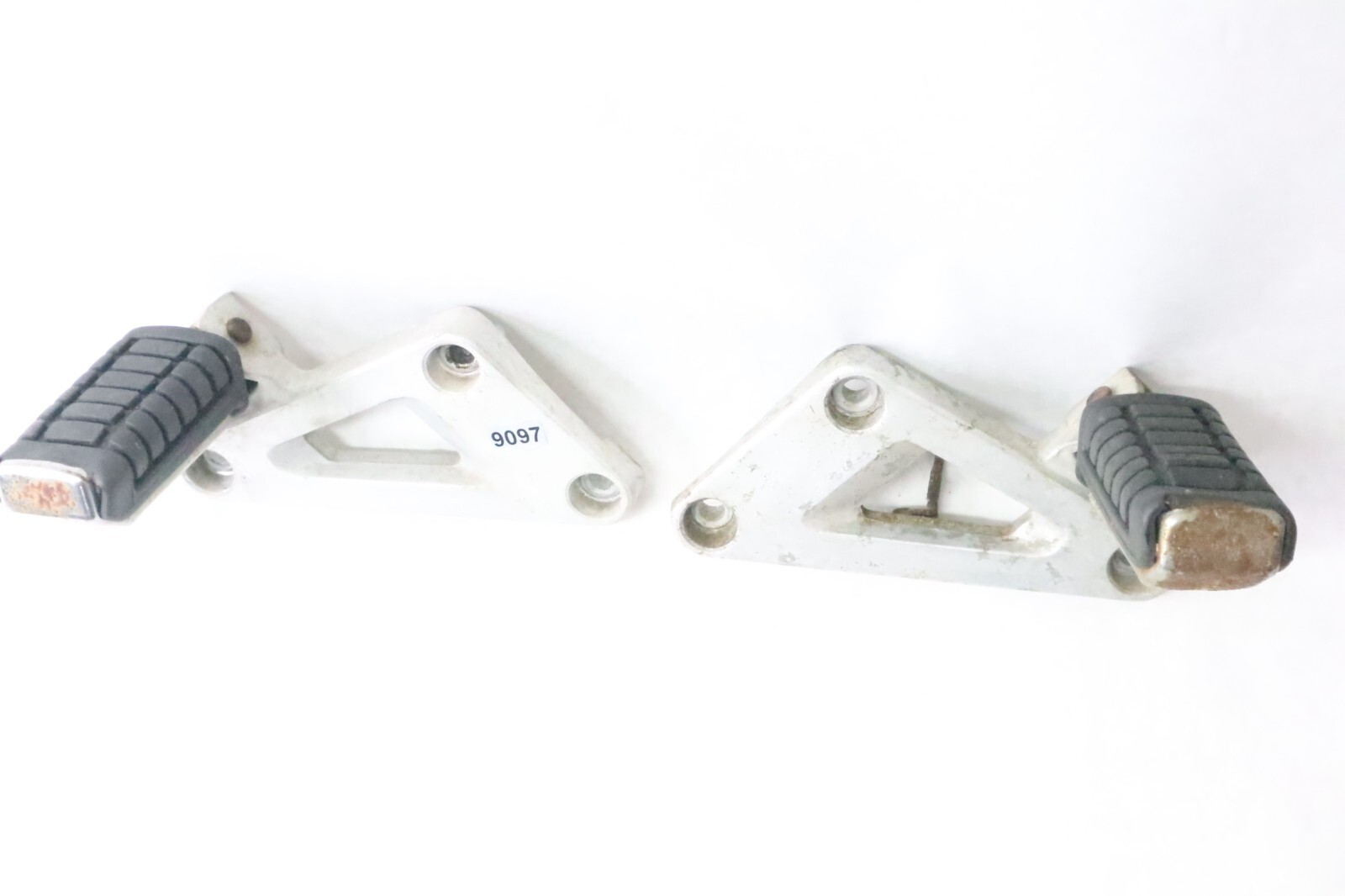 83 1983 Honda CX 650 CX650C Custom Right left Hand Rear RHR Foot Peg & Bracket - Image 2