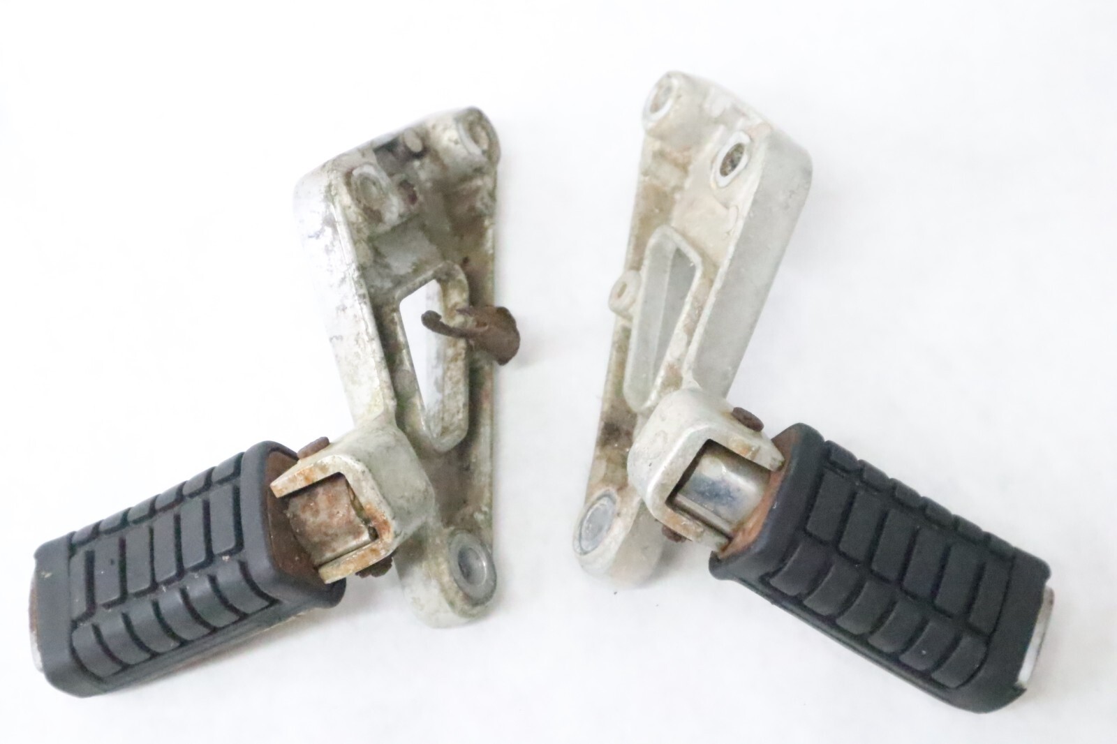 83 1983 Honda CX 650 CX650C Custom Right left Hand Rear RHR Foot Peg & Bracket - Image 5