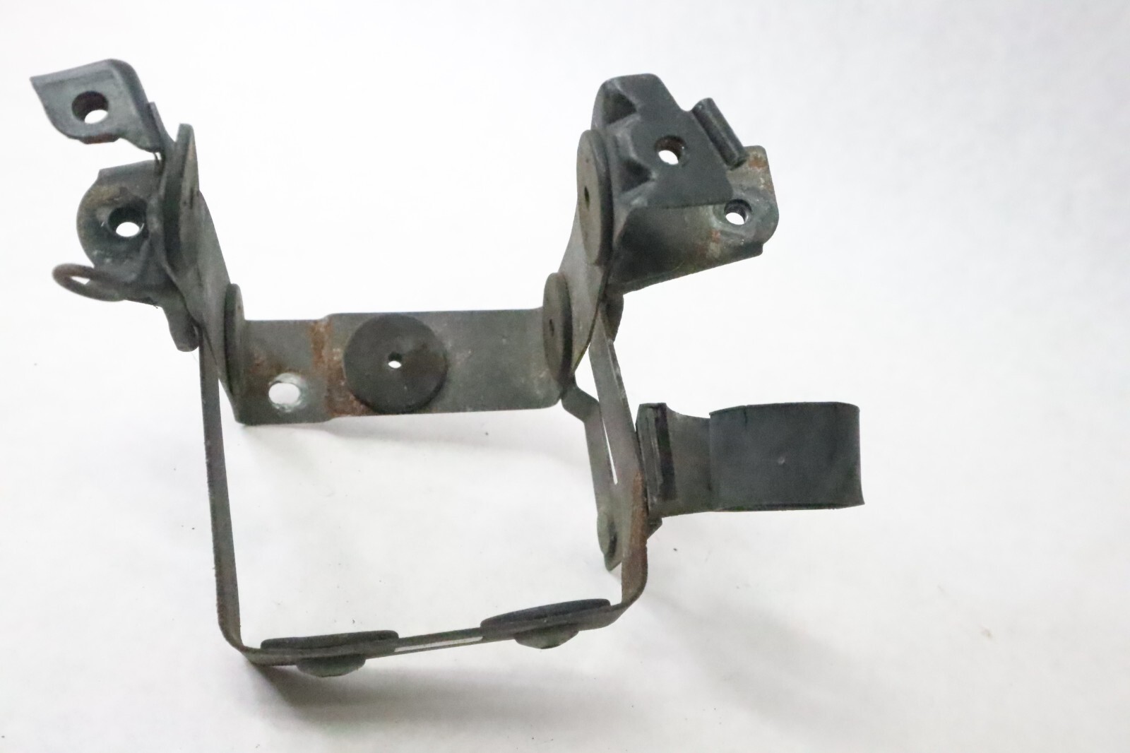 83 1983 HONDA CX650 CX 650 CX650C CUSTOM BATTERY bracket BOX & BAND - Image 7